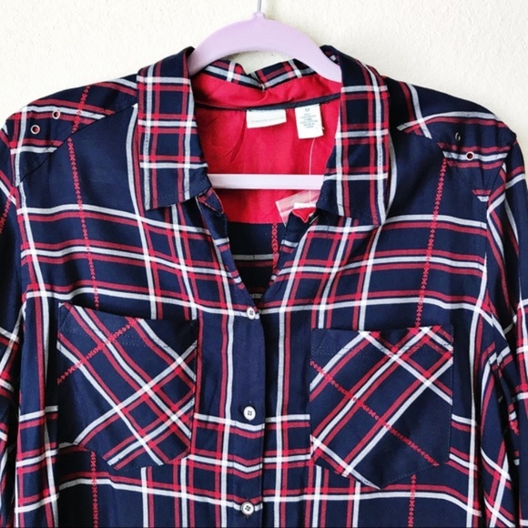 Westbound Blue Button Down Top Medium NWT - Picture 2 of 4